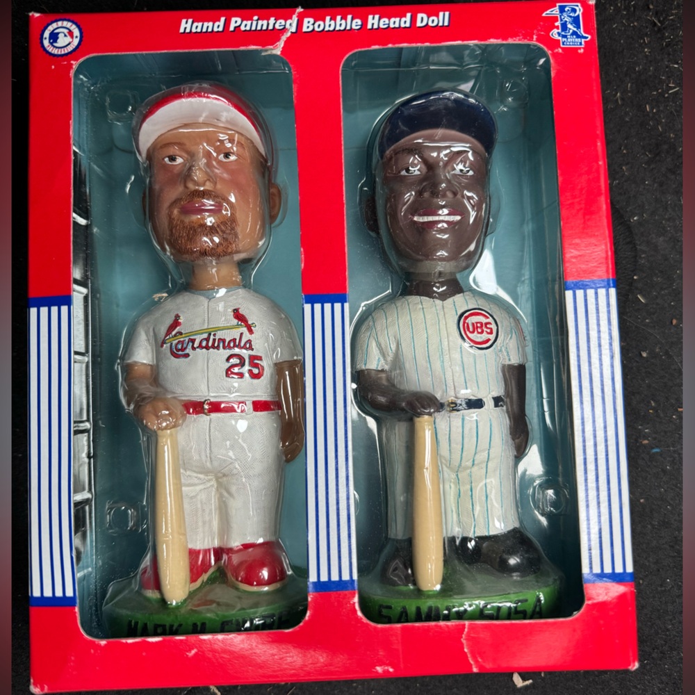 Mark McGwire and Sammy Sosa bobble heads